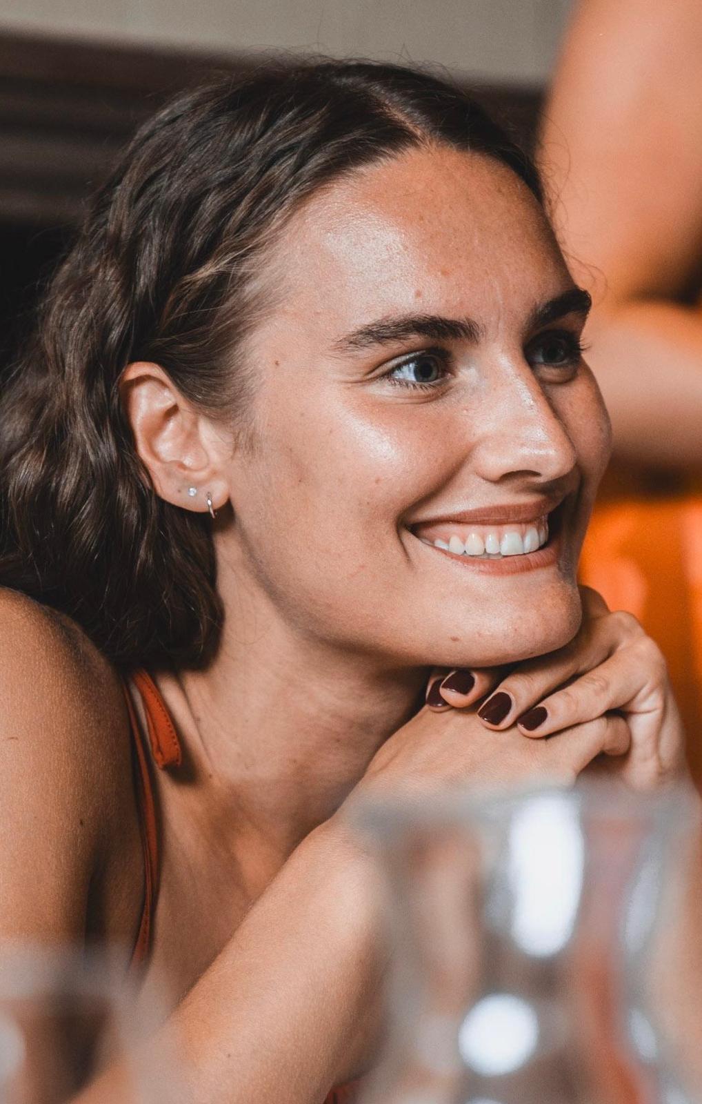Isabella, founder van HERMOVE